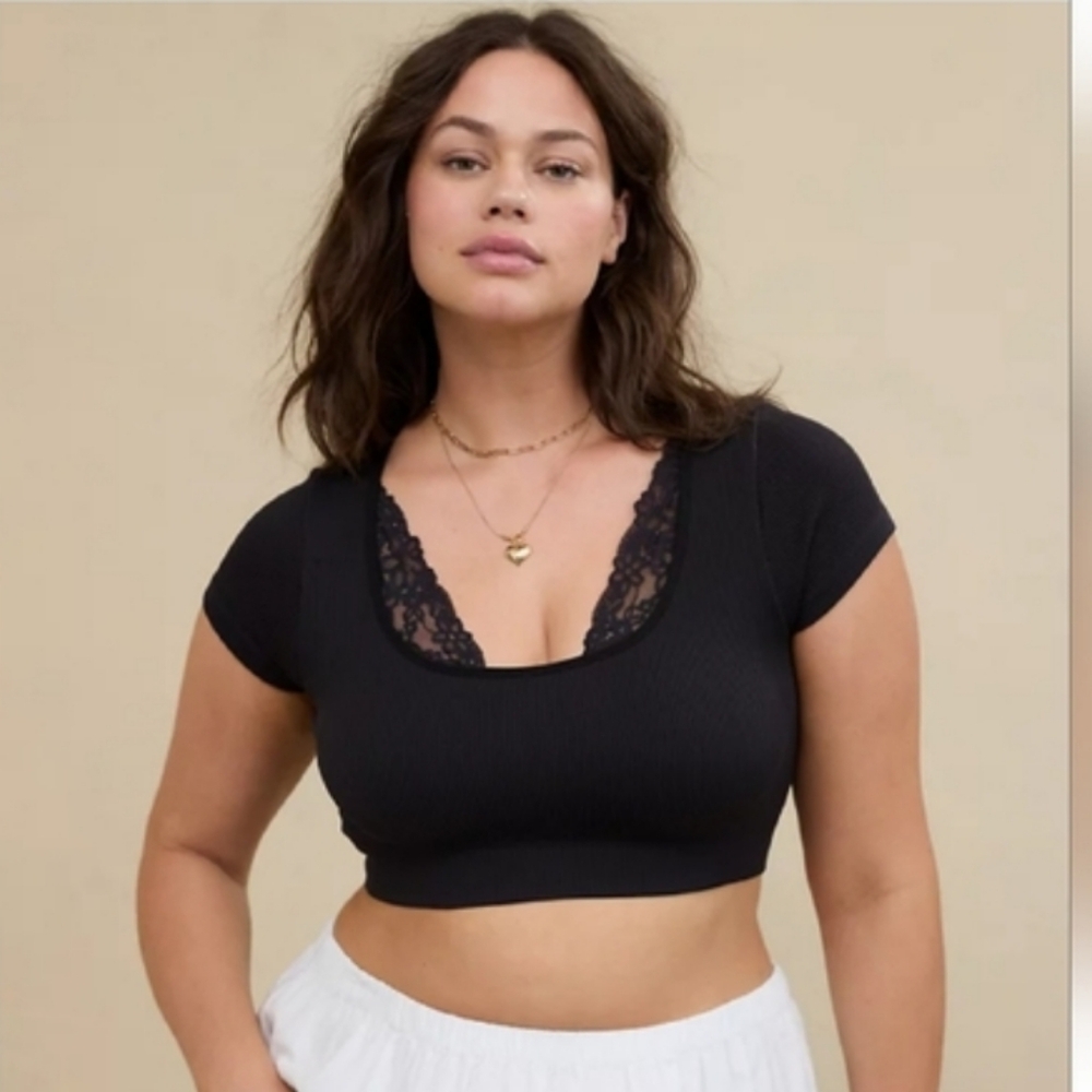 Aerie Superchill Seamless Lace Cap Sleeve Bra Top Black NWT Ribbed Crop Small